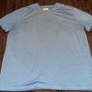 Practically brand new Magellan classic fit fishing shirt 2xl moisture wicking